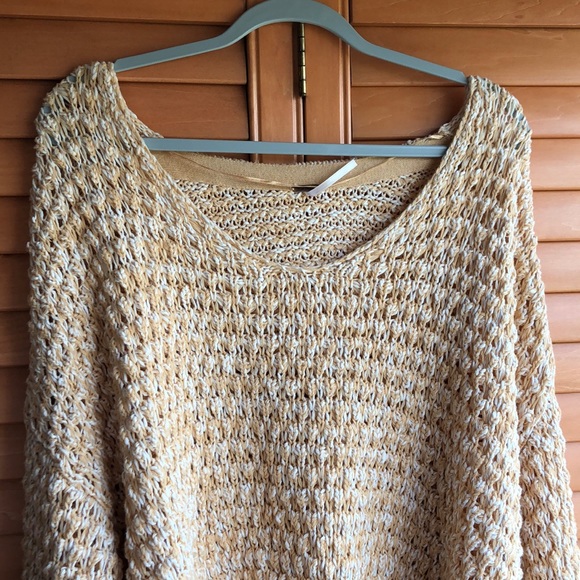 🌹Free People Knitted V Neck Sweater in Neutral - Picture 14 of 16